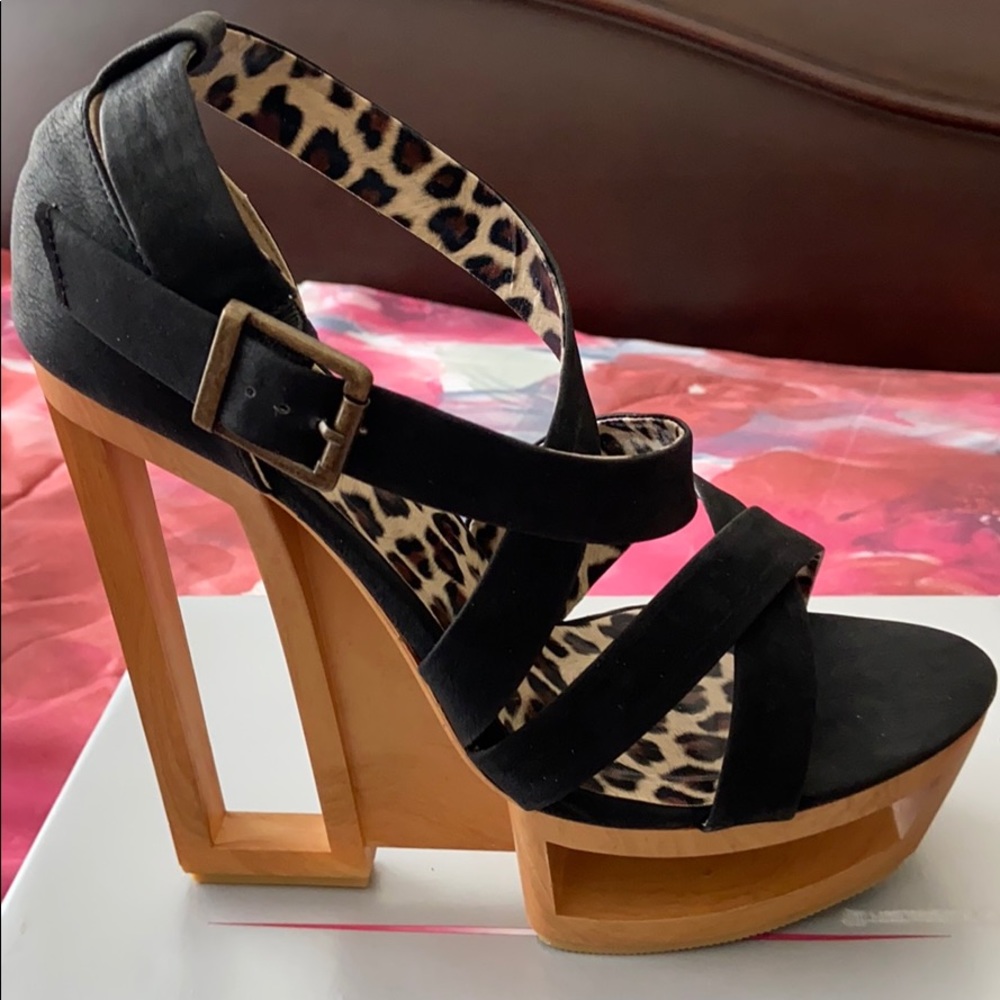 Herstyle Black Platform Heels